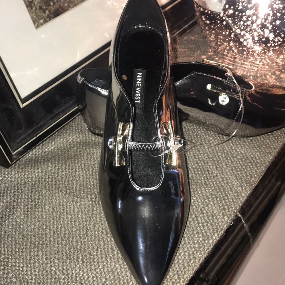 Nine West Metallic Flat